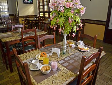 Caf da Manh -  Hotel Colonial - Santansia - Barra do Pira